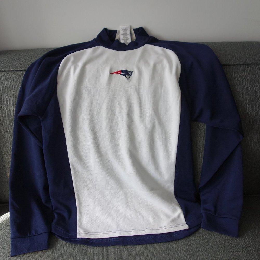 Reebok Team Apparel New England Patriots Long Sleeve Shirt Size S
